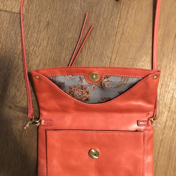 coral purse - Picture 2 of 2